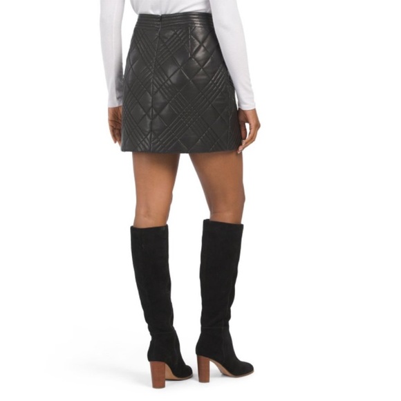 NWT BOD & CHRISTENSEN Black Leather Quilted Mini Skirt Size 4 - Picture 5 of 16